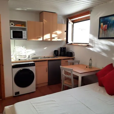 Doerflich Apartment *